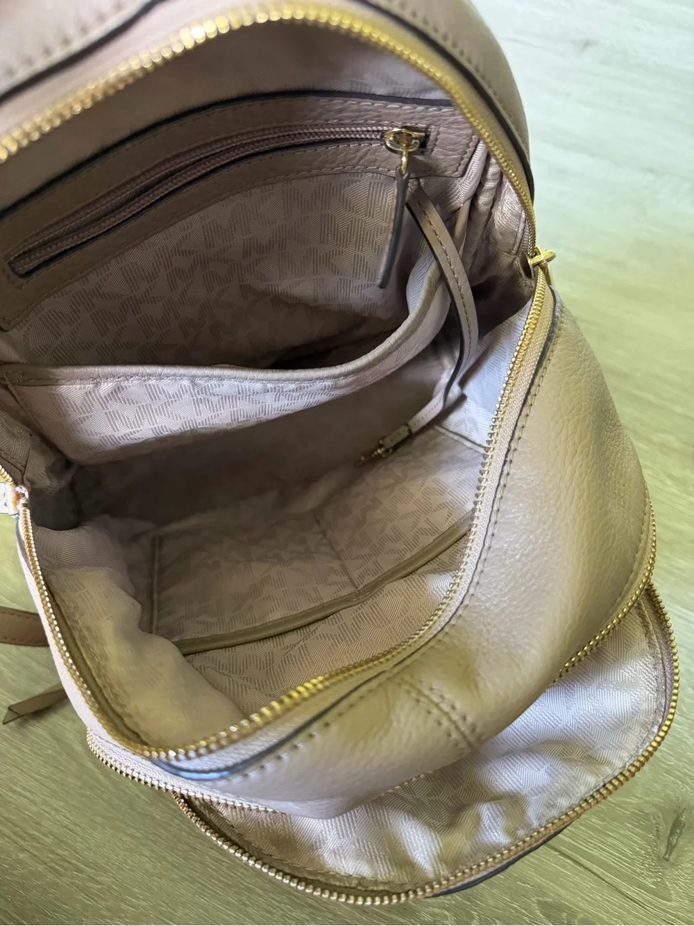 MICHAEL KORS Pebbled Leather Backpack in Taupe